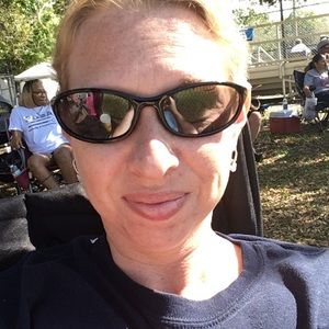 Meet your Posher, Christa